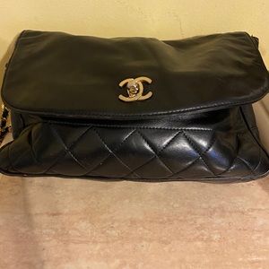 Authentic Vintage Chanel shoulder bag